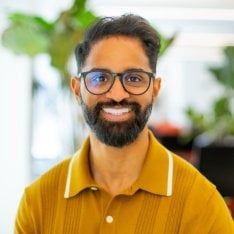 photo of Tej Nuthulaganti 