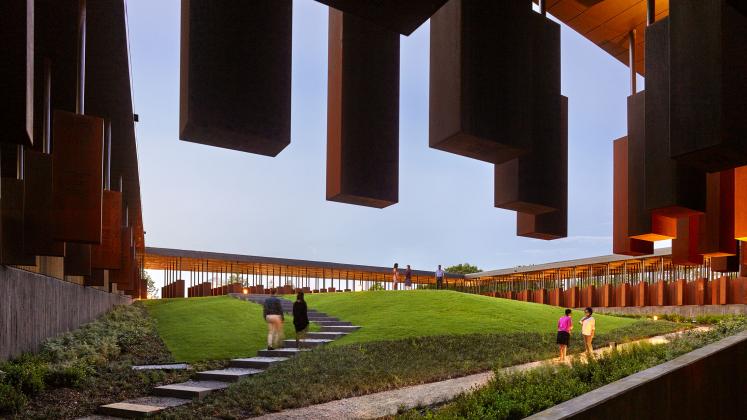 View of Memorial Landscape, Photo © Alan Karchmer